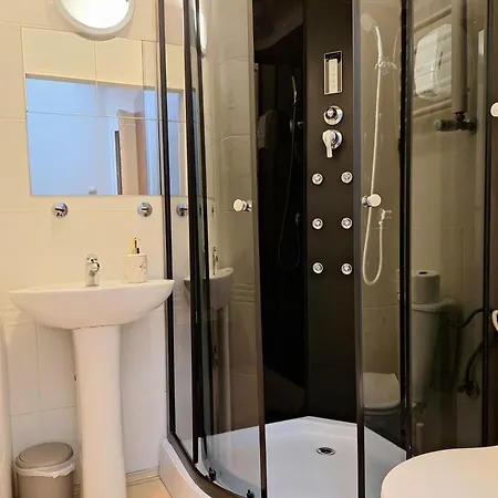 Nowa Zosienka Bed and breakfast 3*