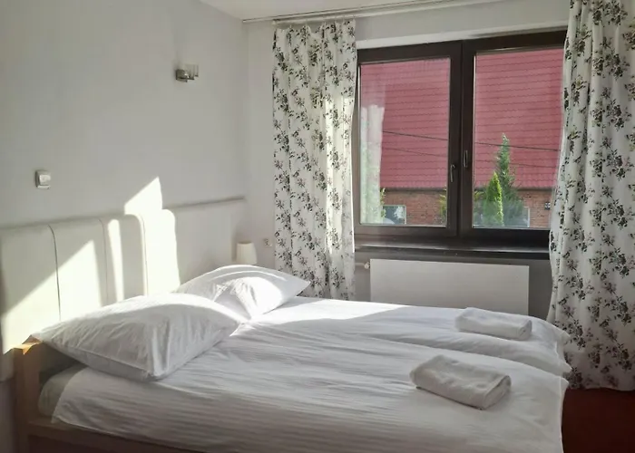 Nowa Zosienka Darmowy Free Parking Couette-café 3*