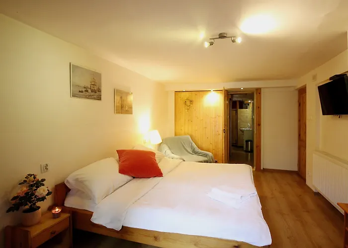 Nowa Zosienka Darmowy Free Parking Bed & Breakfast