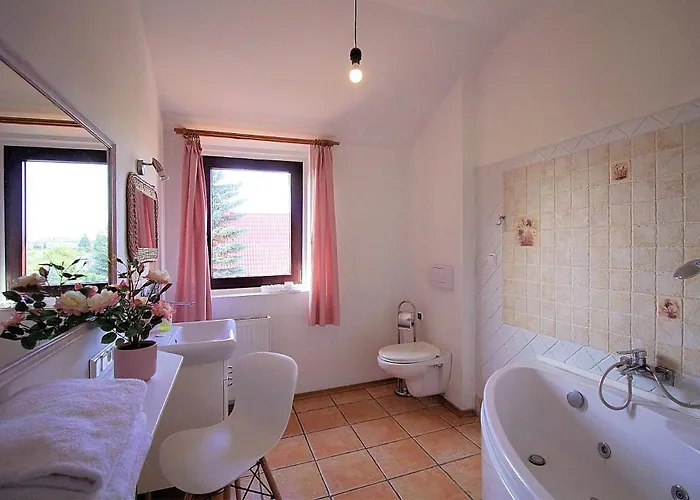 Nowa Zosienka Darmowy Free Parking Bed & Breakfast 3*